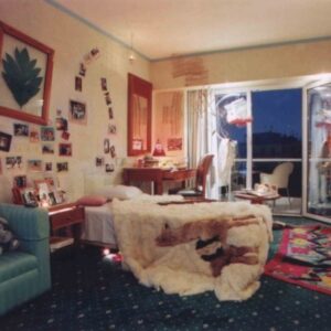 Maria Mitsopoulou curator: Sania Papa - Rooms 2003